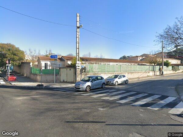 Vente aux enchères appartement et une cave à Marseille 50 000 00