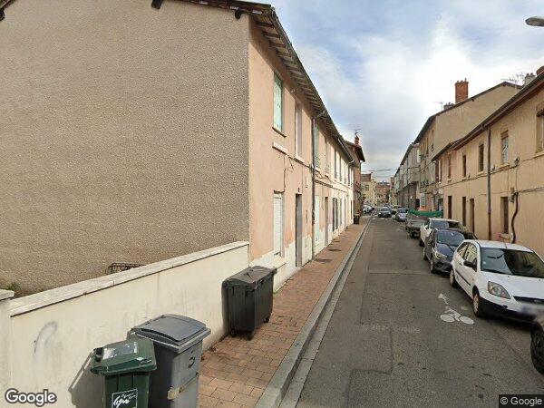 Vente Aux Ench Res Appartement De Type T Et Un Emplacement De