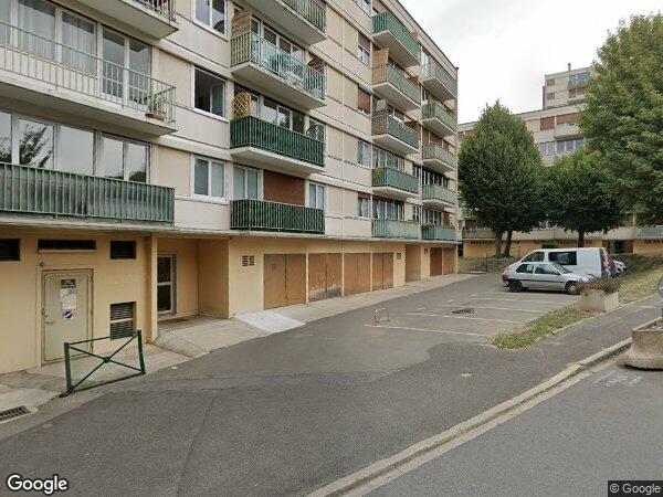 UN APPARTEMENT, UNE CAVE ET UN PARKING à Morsang-sur-Orge - 96 800.00 €